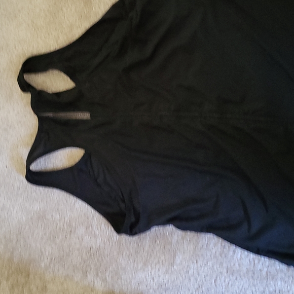 Avia sleeveless top - Picture 2 of 8